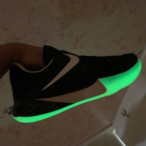 Nike Zoom Live PE “Greek Freak”